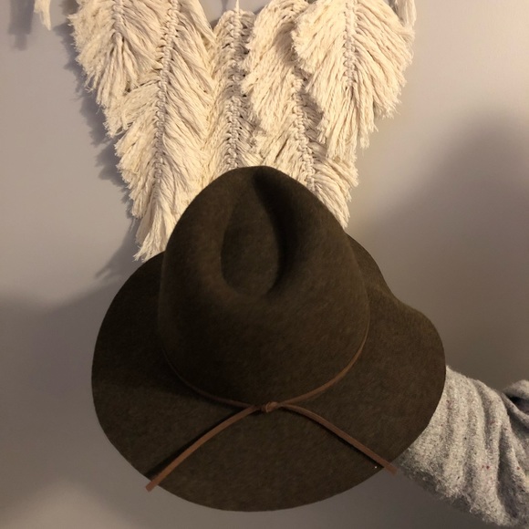 Wool Fall Hat - Picture 4 of 5
